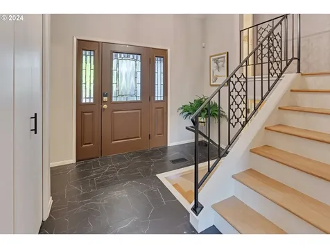 4105 Nw Carlton Court Portland OR 97229