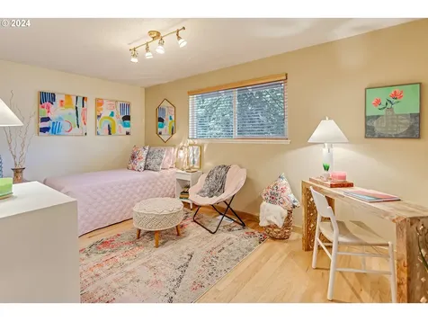 4105 Nw Carlton Court Portland OR 97229