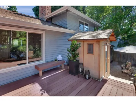 4105 Nw Carlton Court Portland OR 97229