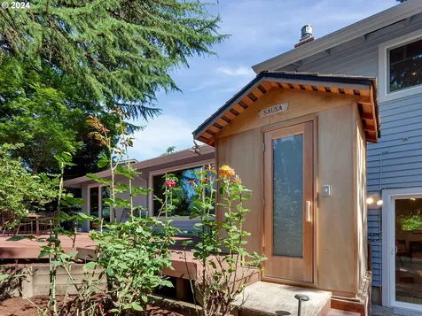 4105 Nw Carlton Court Portland OR 97229