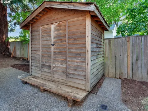 4105 Nw Carlton Court Portland OR 97229
