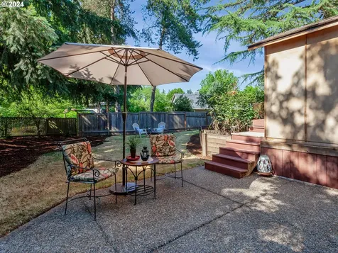 4105 Nw Carlton Court Portland OR 97229