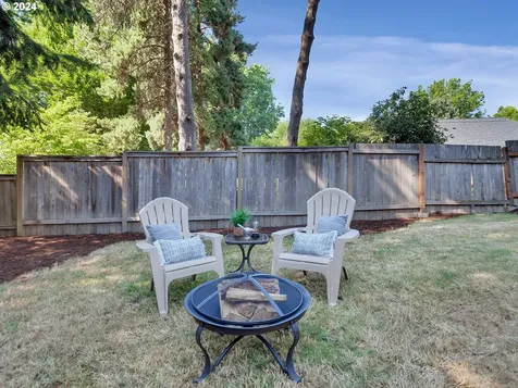 4105 Nw Carlton Court Portland OR 97229