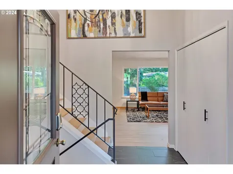 4105 Nw Carlton Court Portland OR 97229
