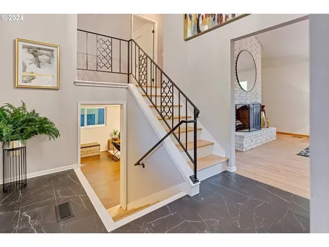 4105 Nw Carlton Court Portland OR 97229