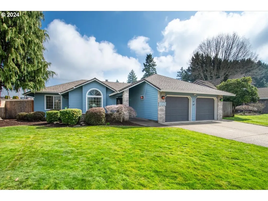 2205 Ne 161st Place Vancouver WA 98684