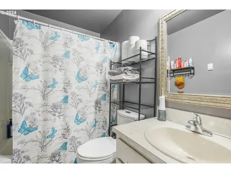 1585 SE 5th Street Gresham OR 97080