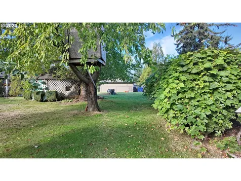 1585 SE 5th Street Gresham OR 97080