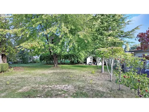 1585 SE 5th Street Gresham OR 97080