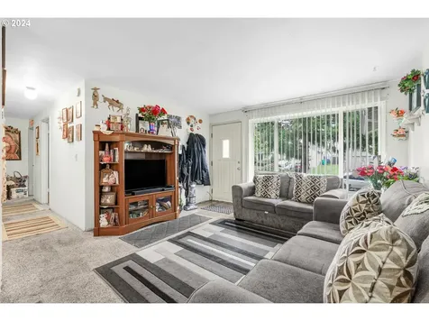 1585 SE 5th Street Gresham OR 97080