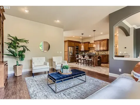 6330 Bridgeview Drive West Linn OR 97068
