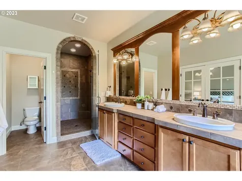 6330 Bridgeview Drive West Linn OR 97068