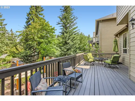 6330 Bridgeview Drive West Linn OR 97068