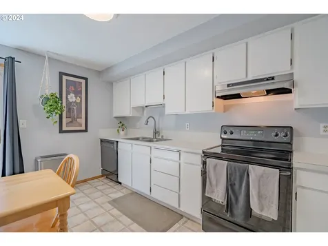 6109 Ne 37th Street Vancouver WA 98661