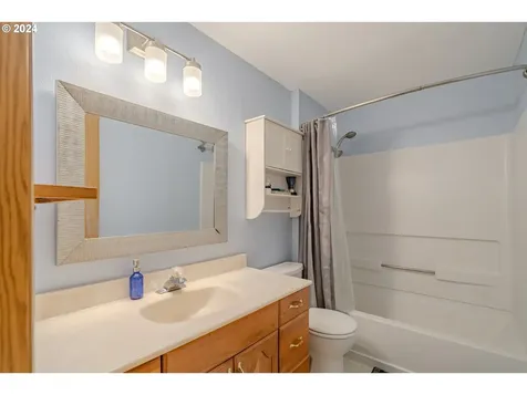 6109 Ne 37th Street Vancouver WA 98661