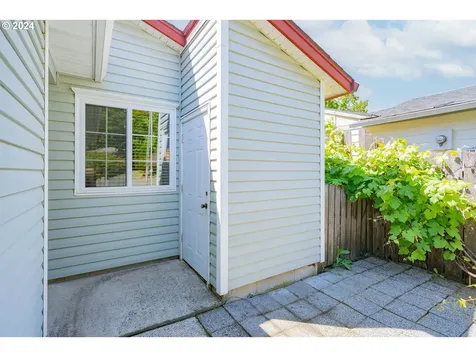 6109 Ne 37th Street Vancouver WA 98661