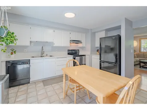 6109 Ne 37th Street Vancouver WA 98661