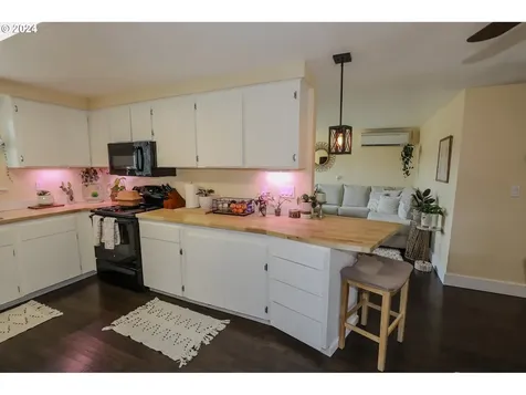 124 Sunburst Court Roseburg OR 97471