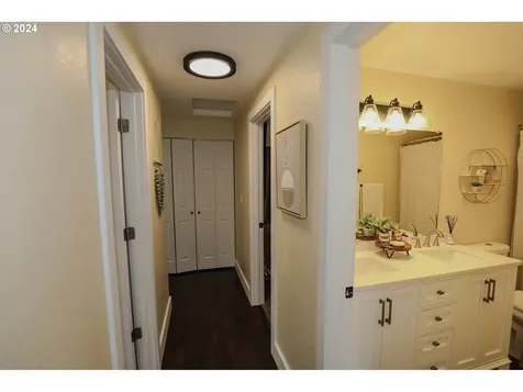 124 Sunburst Court Roseburg OR 97471
