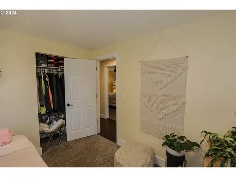 124 Sunburst Court Roseburg OR 97471