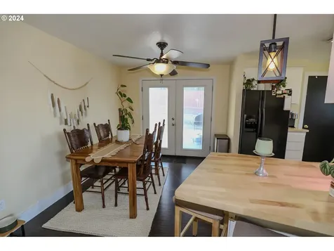 124 Sunburst Court Roseburg OR 97471