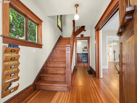 747 5th Street Astoria OR 97103