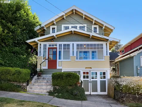747 5th Street Astoria OR 97103