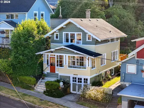 747 5th Street Astoria OR 97103