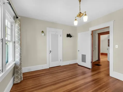 747 5th Street Astoria OR 97103
