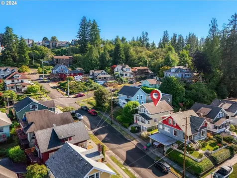 747 5th Street Astoria OR 97103