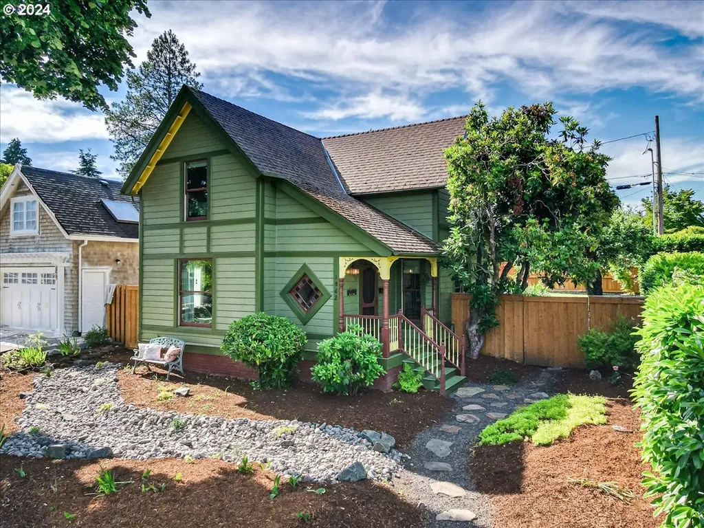 1862 4th Avenue West Linn OR 97068