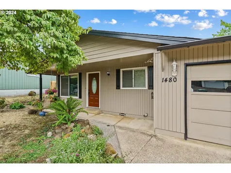 1480 Carobelle Court Cottage Grove OR 97424