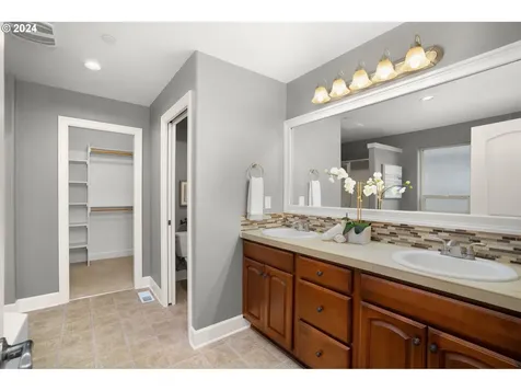 10325 Sw Barber Street Wilsonville OR 97070