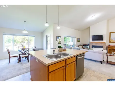 5095 NE Elliott Circle Corvallis OR 97330