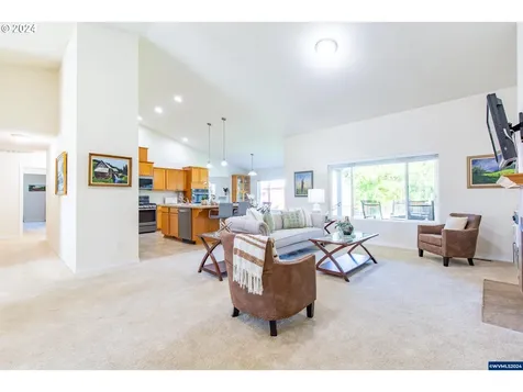 5095 NE Elliott Circle Corvallis OR 97330