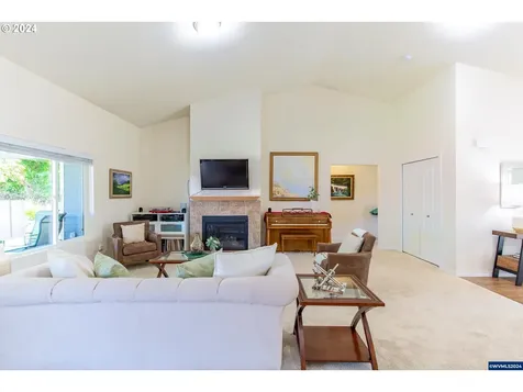 5095 NE Elliott Circle Corvallis OR 97330
