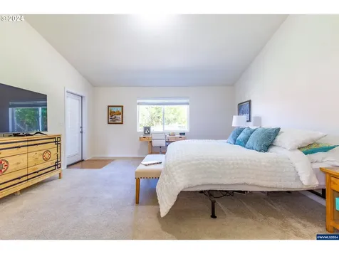 5095 NE Elliott Circle Corvallis OR 97330