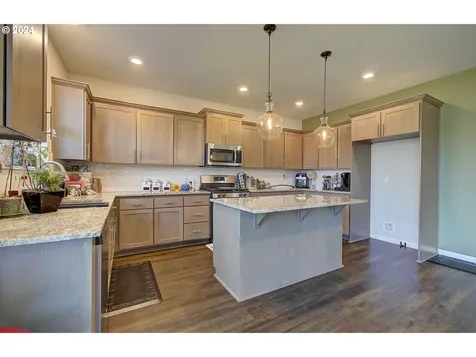 13418 Ne 114th Way Brush Prairie WA 98606