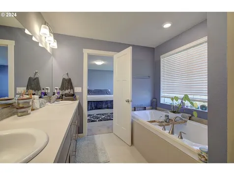 13418 Ne 114th Way Brush Prairie WA 98606