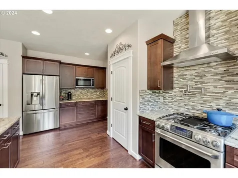 319 E 2nd Street Canby OR 97013