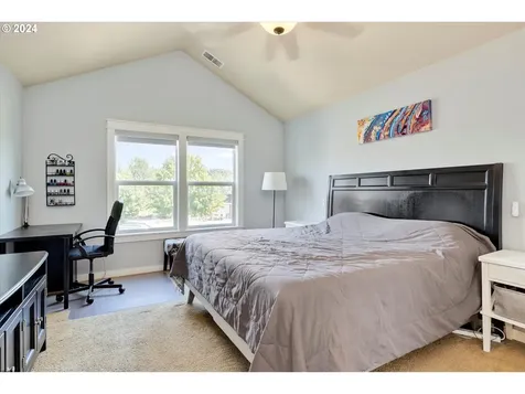 319 E 2nd Street Canby OR 97013