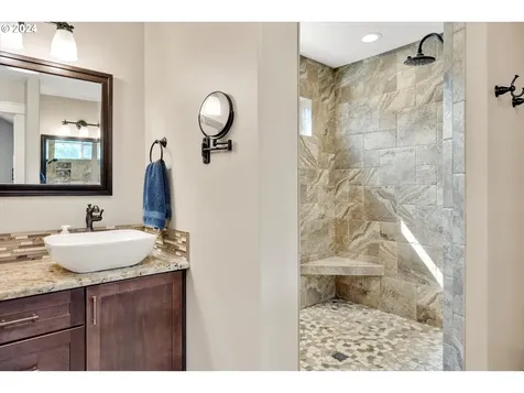 319 E 2nd Street Canby OR 97013