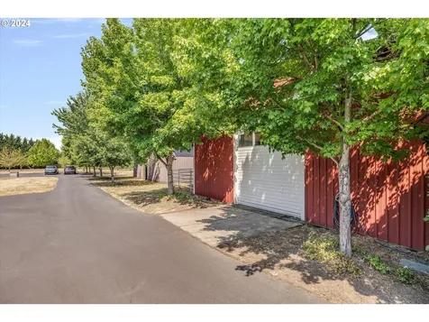 319 E 2nd Street Canby OR 97013
