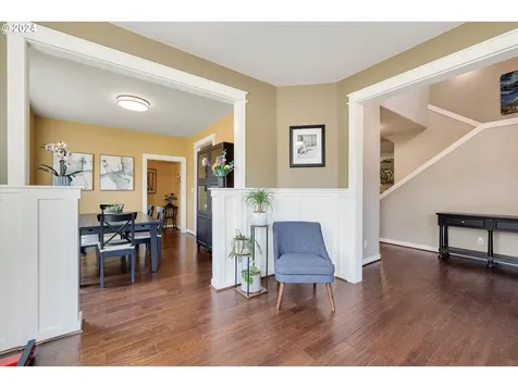 319 E 2nd Street Canby OR 97013