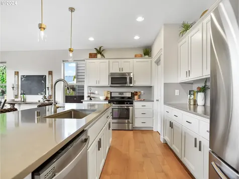 139 N 39th Court Ridgefield WA 98642