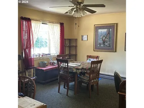 679 W Alder Place Reedsport OR 97467