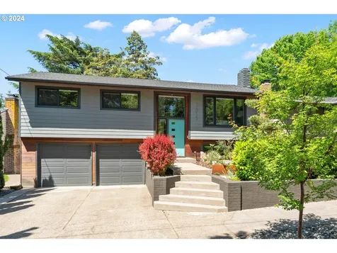 2615 Se 74th Avenue Portland OR 97206