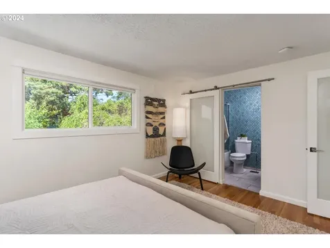 2615 Se 74th Avenue Portland OR 97206