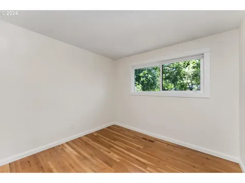2615 Se 74th Avenue Portland OR 97206