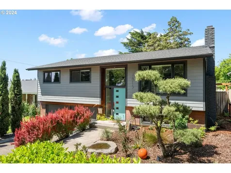 2615 Se 74th Avenue Portland OR 97206